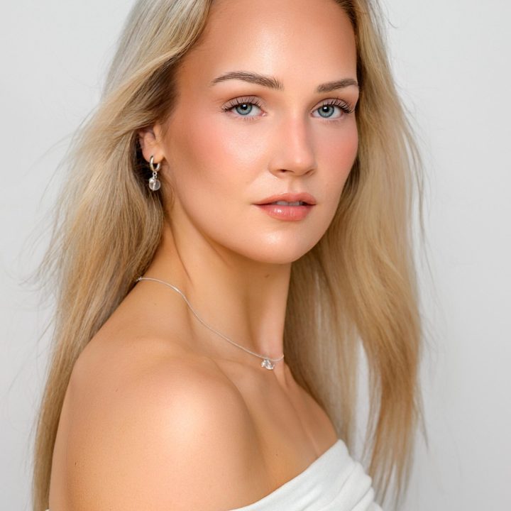 6ba142f0-fa7c-401f-8278-c458302841f7