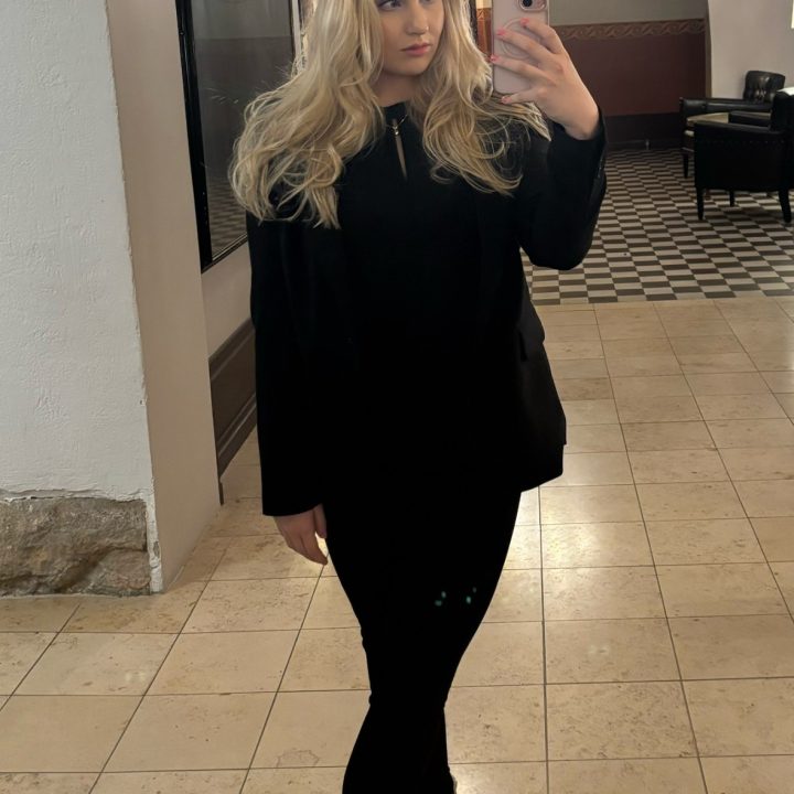 Em