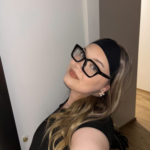 Facetune_15-03-2025-23-55-28