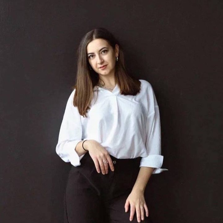 photo_5233474438689834330_y